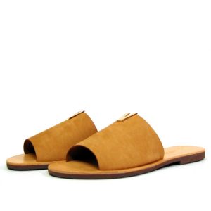 Δερμάτινο χειροποίητο σανδάλι με ταμπά nubuck και χρυσό αξεσουάρ