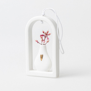 Κρεμαστή Πορσελάνινη Μινιατούρα Vase Heart