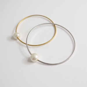 Χειροποίητο βραχιόλι βέργα με μαργαριτάρι